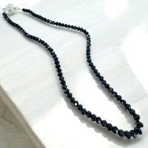 Black Shinny Glass Faceted Beads Necklace 18 inches Magnetic Clasp Prom Wedding